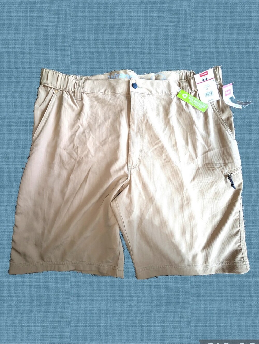 NWT Casual Performance Active Tan Shorts - Lightweight Summer Wear, Size 42